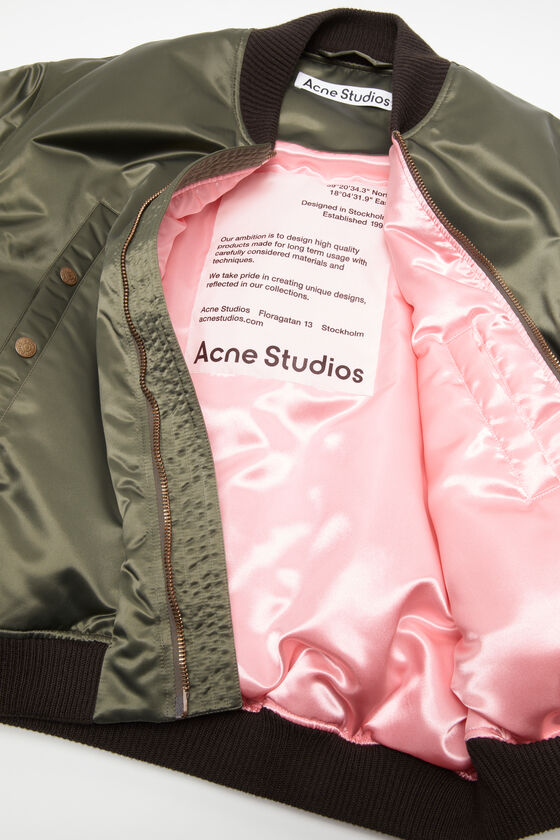 BOMBER JACKET MILITARY GREEN