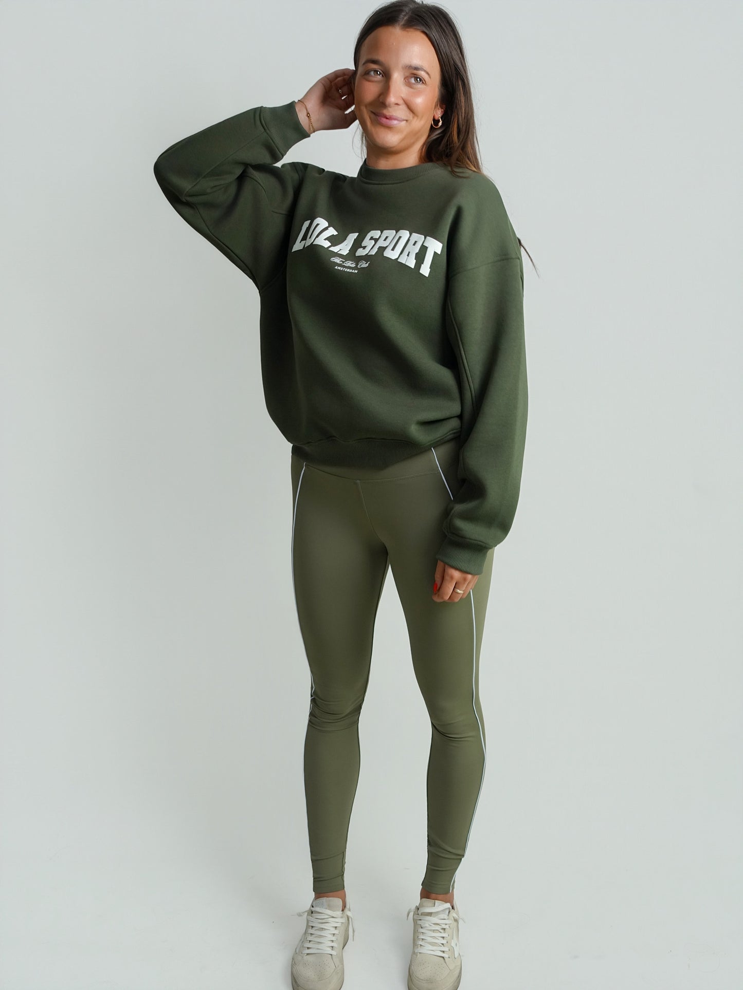 THE LOLA CLUB JAYLA SWEATER ARMY GREEN