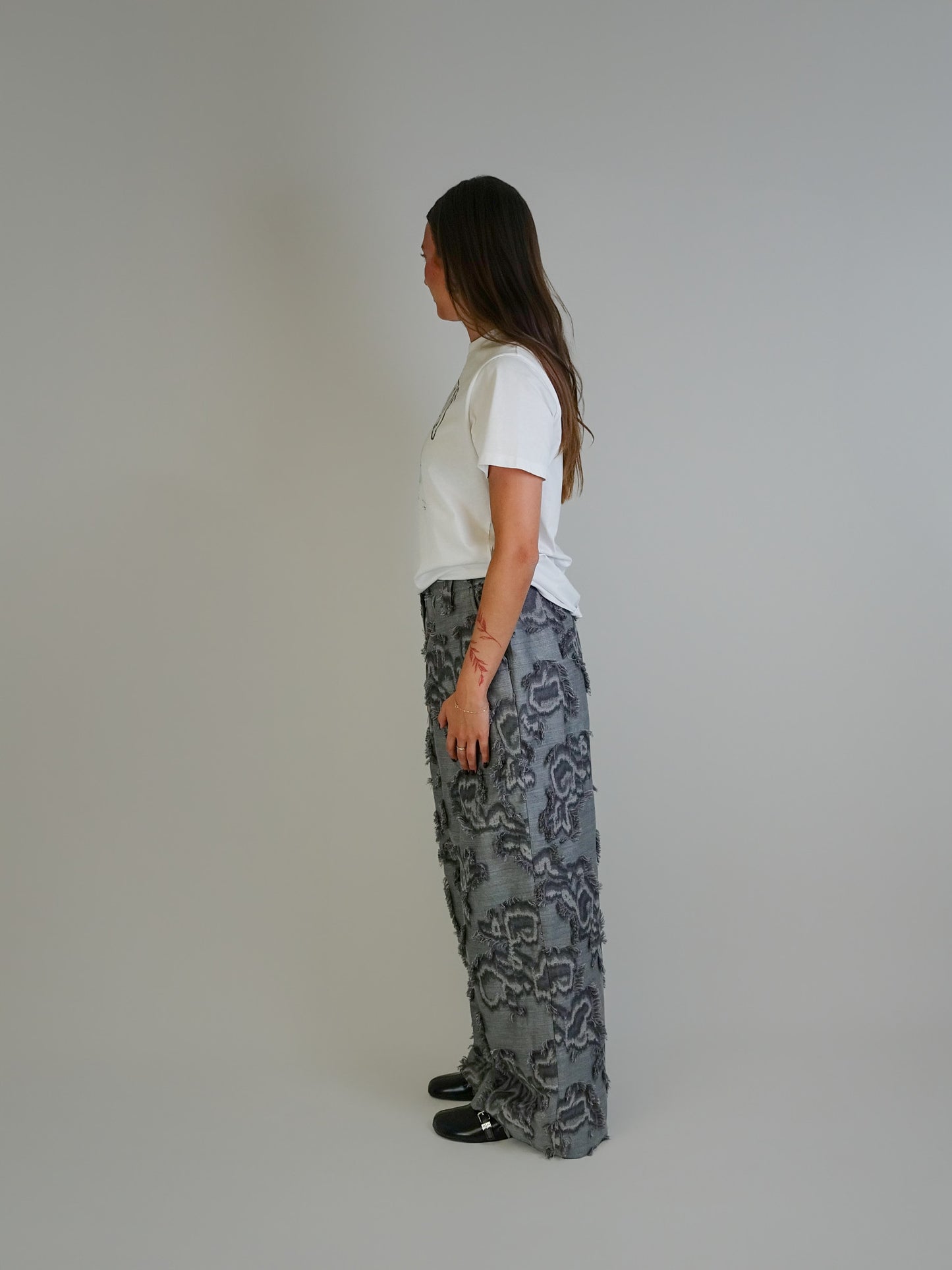 FIL COUPE SUITING BIG PLEAT PANTS MOCKINGBIRD
