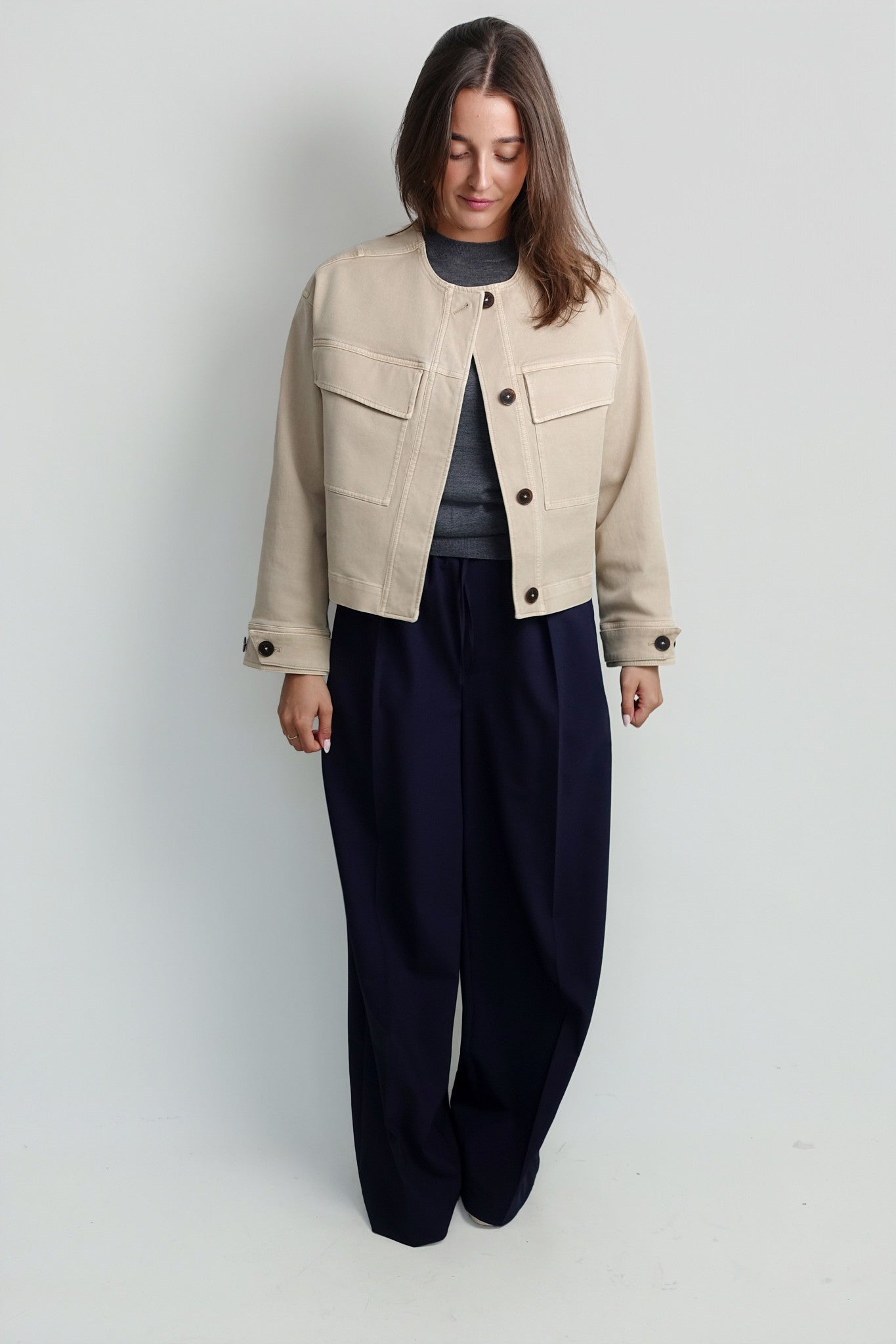 CROPPED UTILITY JACKET CAMEL BEIGE