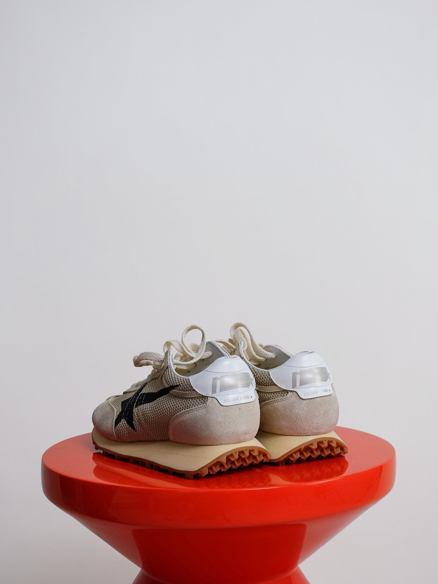 RUNNING MARATHON BEIGE/BLACK