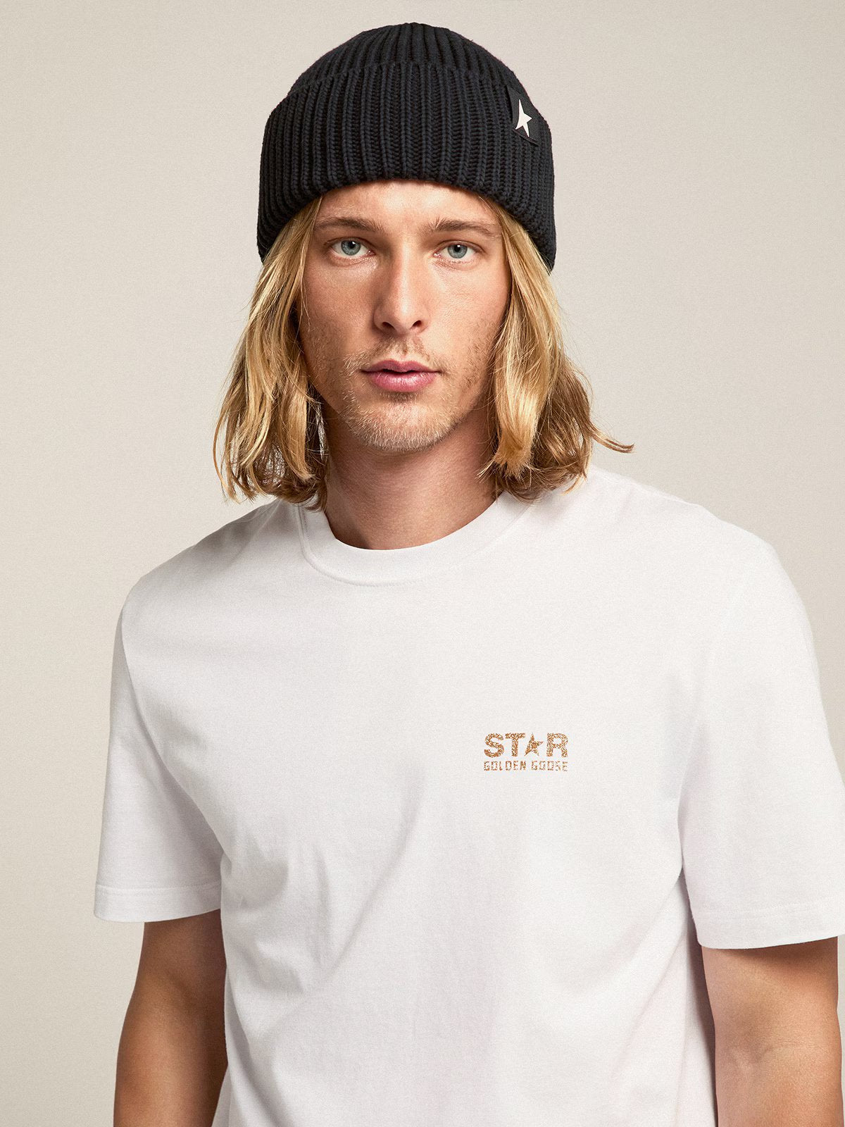 STAR/ BEANIE DAMIAN/ WO/ LOW TURN/LATERAL SMALL STAR BLACK
