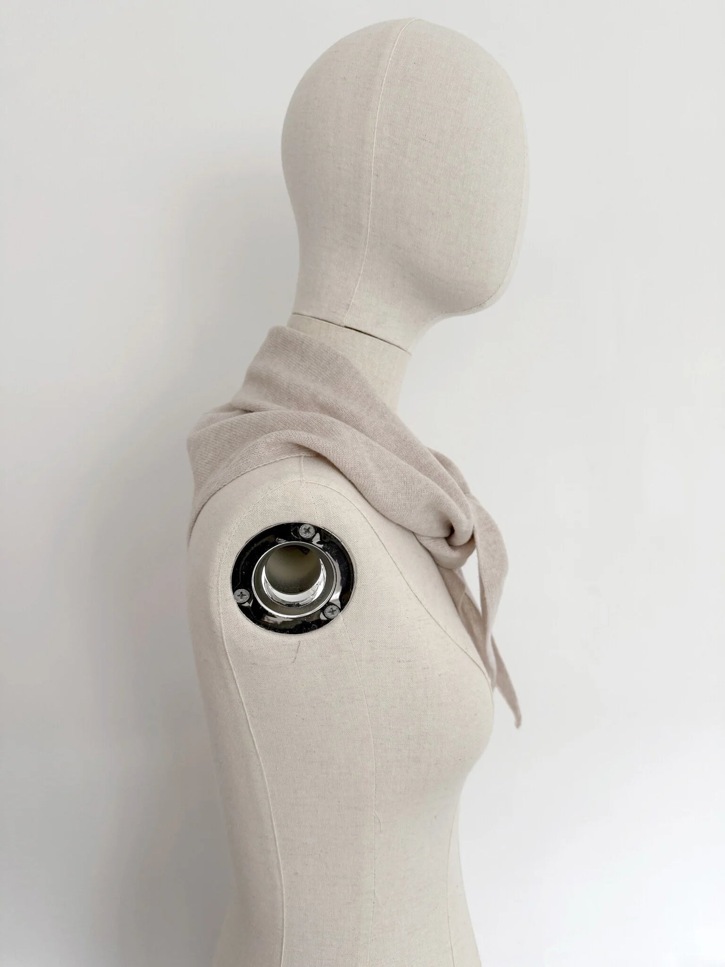C.O.S.Y by SjaalMania Sjaal Cosy Triangle Oatmeal