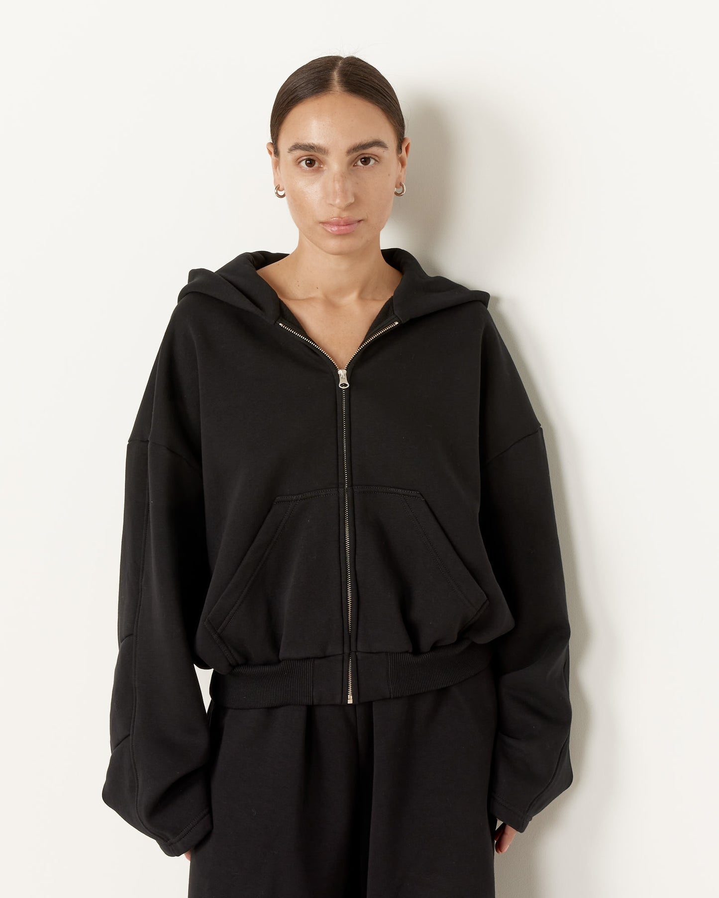 SWEATSHIRT BLACK HOODIE