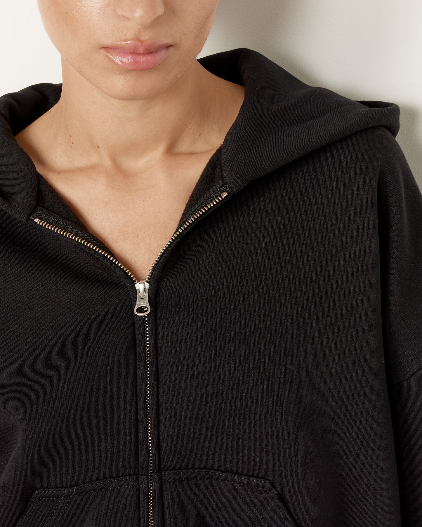 SWEATSHIRT BLACK HOODIE