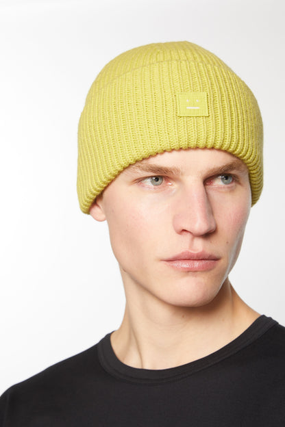 BEANIE DUSTY YELLOW