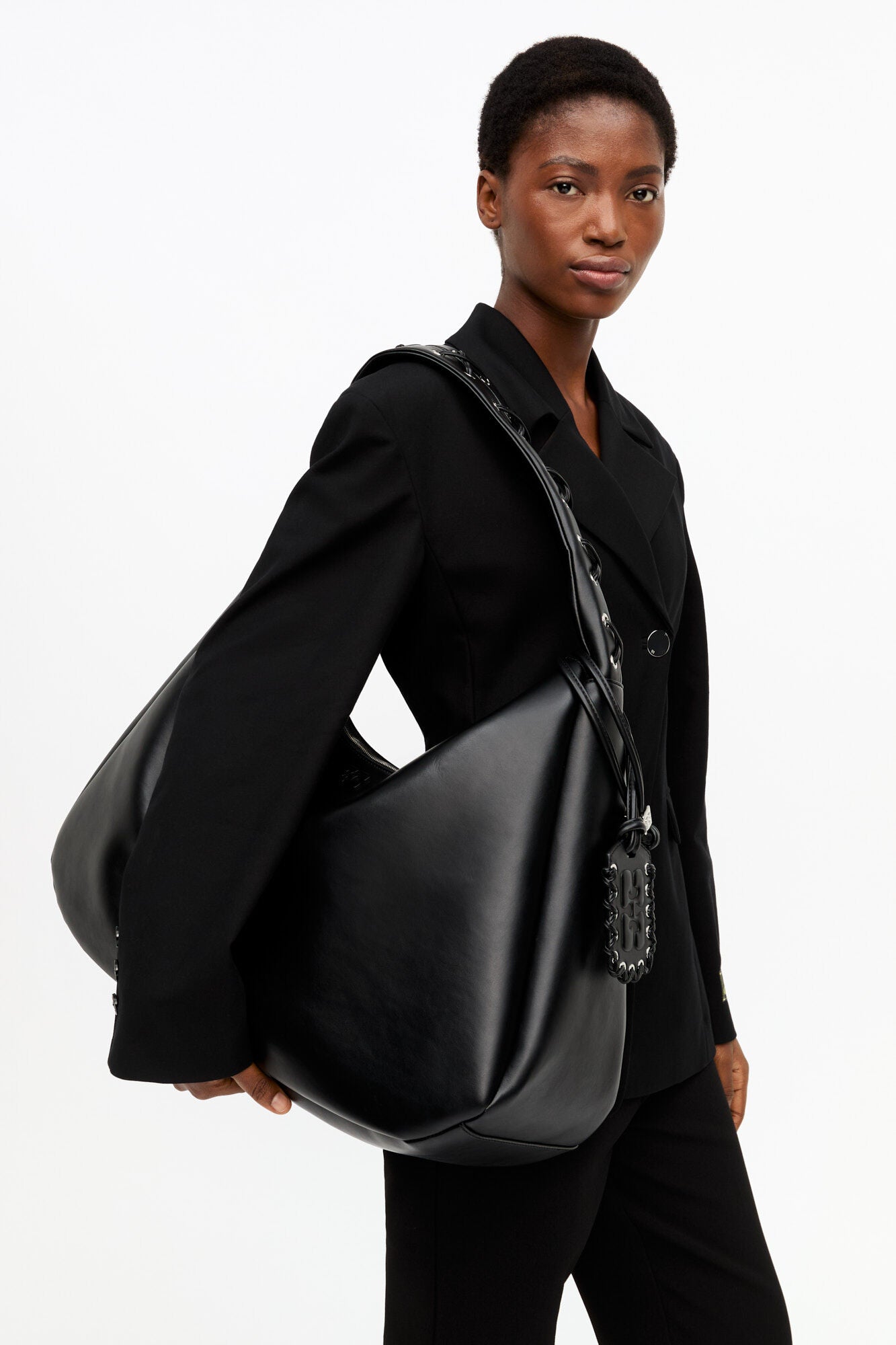GANNI BOU BAG HOBO XXL BLACK