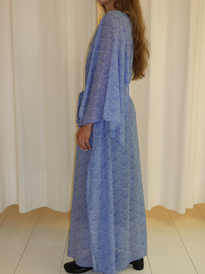 ANASTASIA DRESS BLUE WHITE FAN