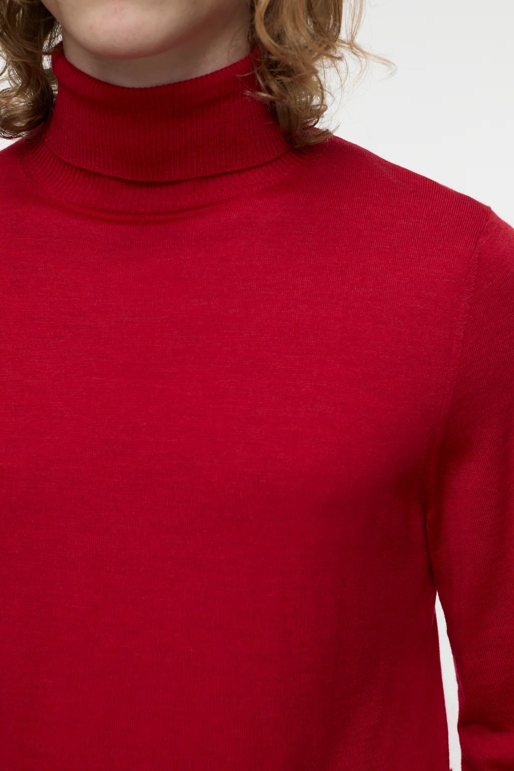 TURTLE-NECK JUMPER CHILLI PEPPER RED
