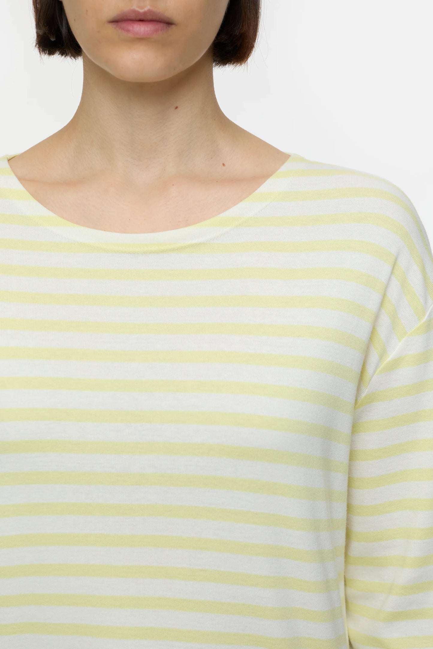 BASIC LONGSLEEVE T-SHIRT LEMON YELLOW