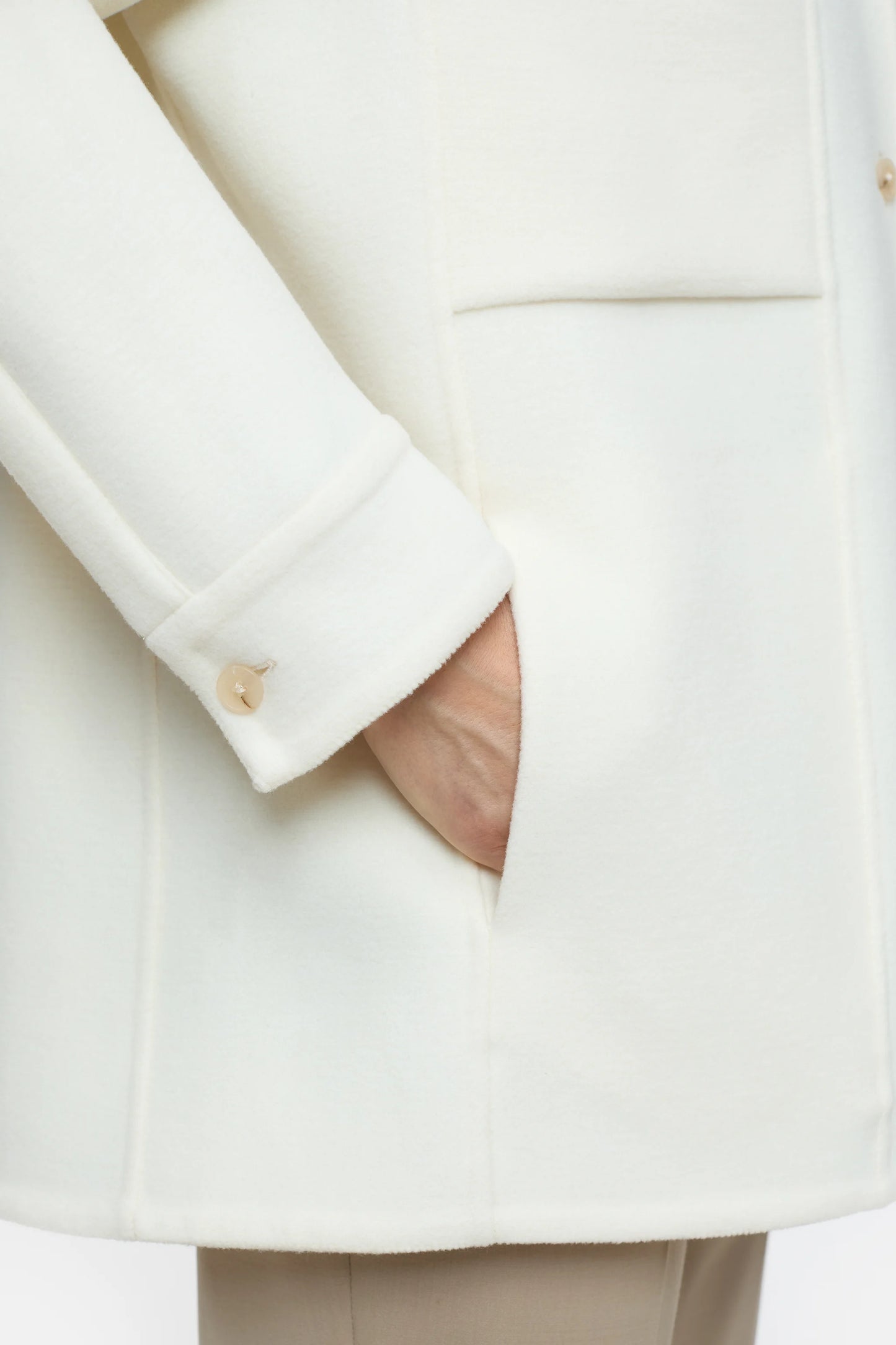 SHAKET IVORY