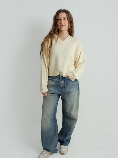 ANZOR LDS V NECK BOXY SWEATER BUTTER