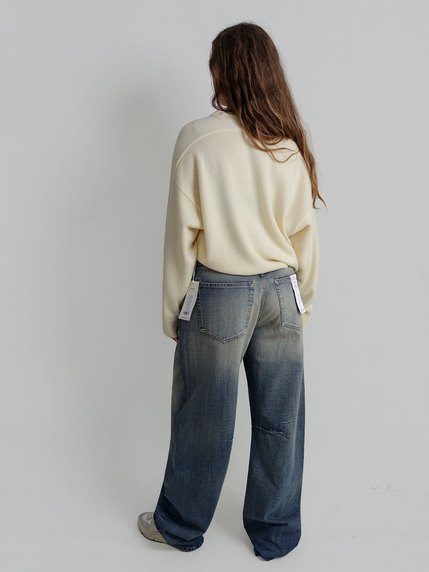 ANZOR LDS V NECK BOXY SWEATER BUTTER