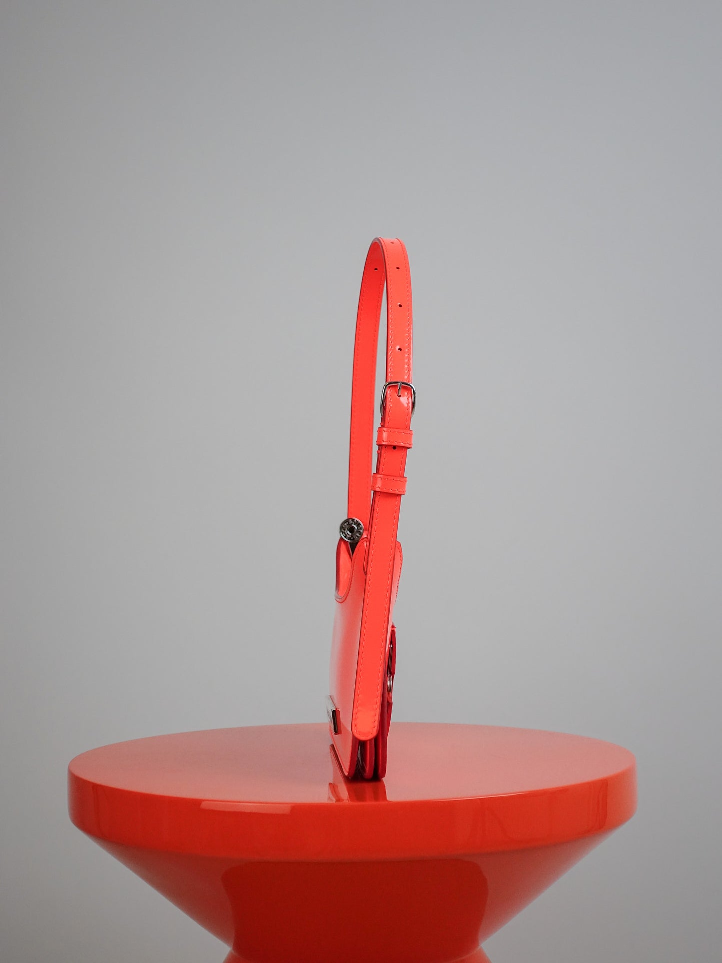 BAG NEON RED