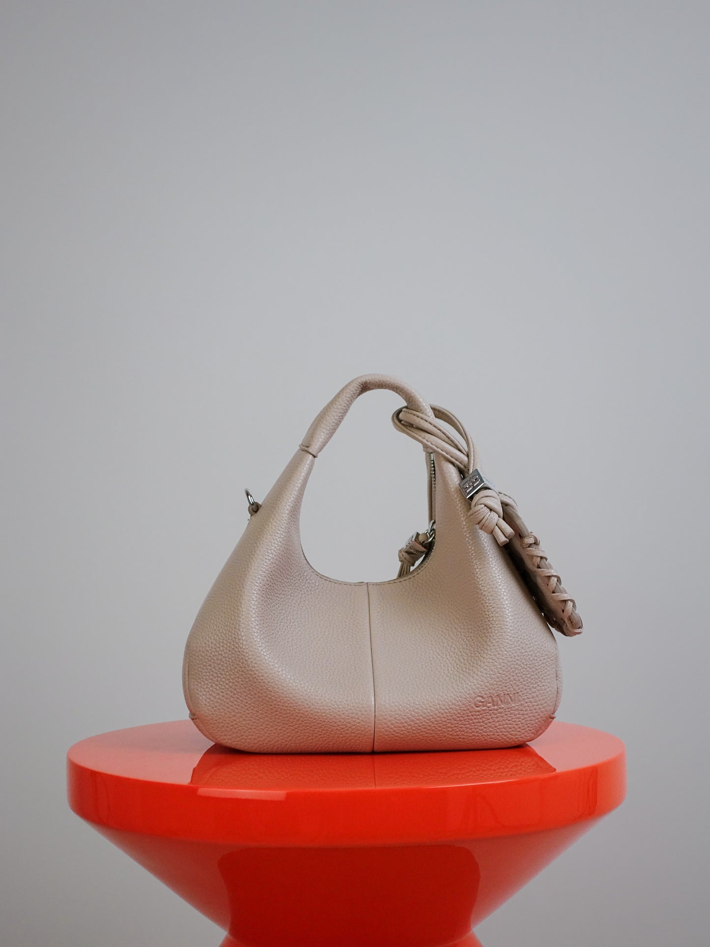 HOBO MINI GRAINED WHITE PEPPER