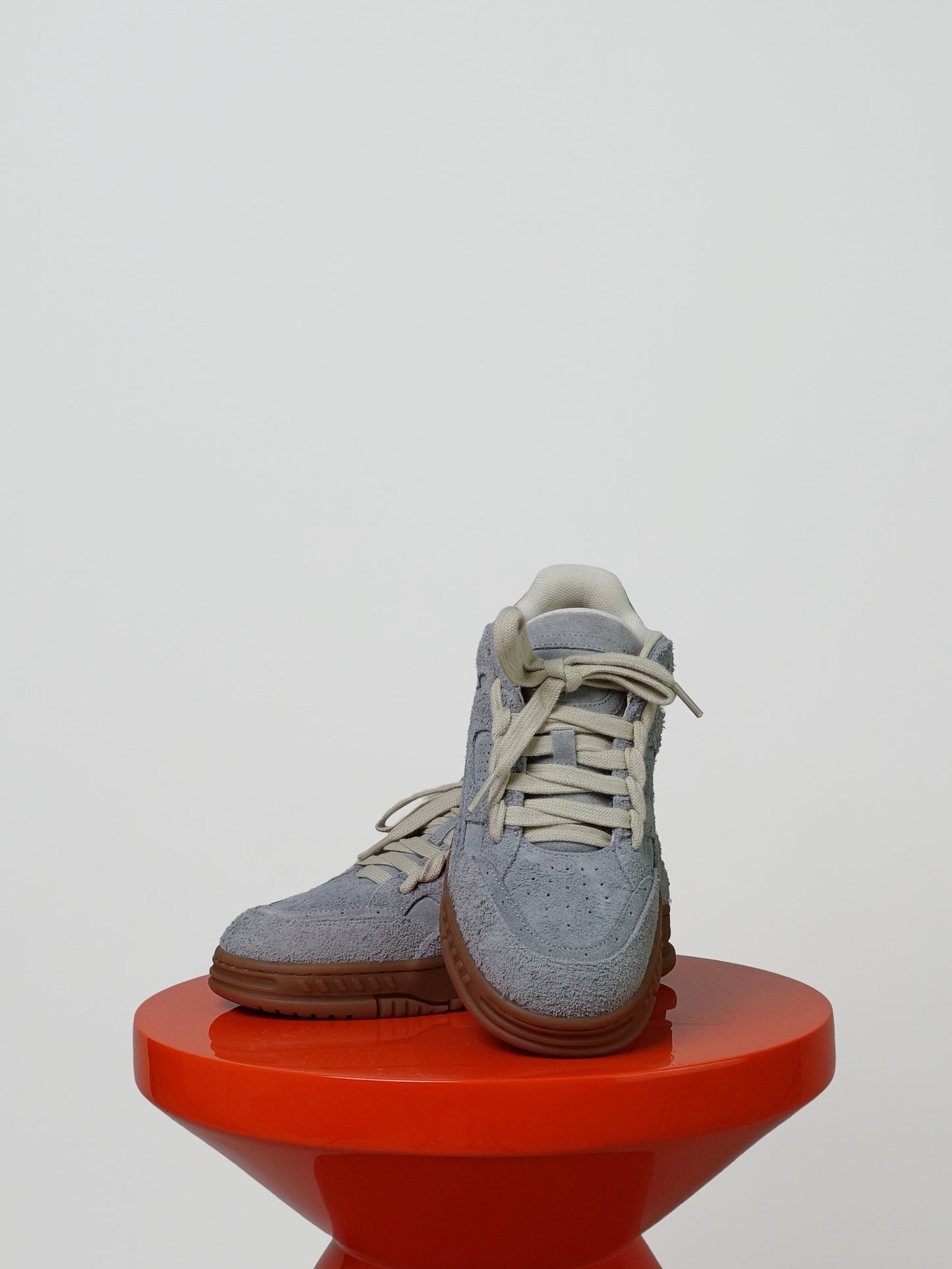 AREA LO SNEAKER GREY/LIGHT GUM