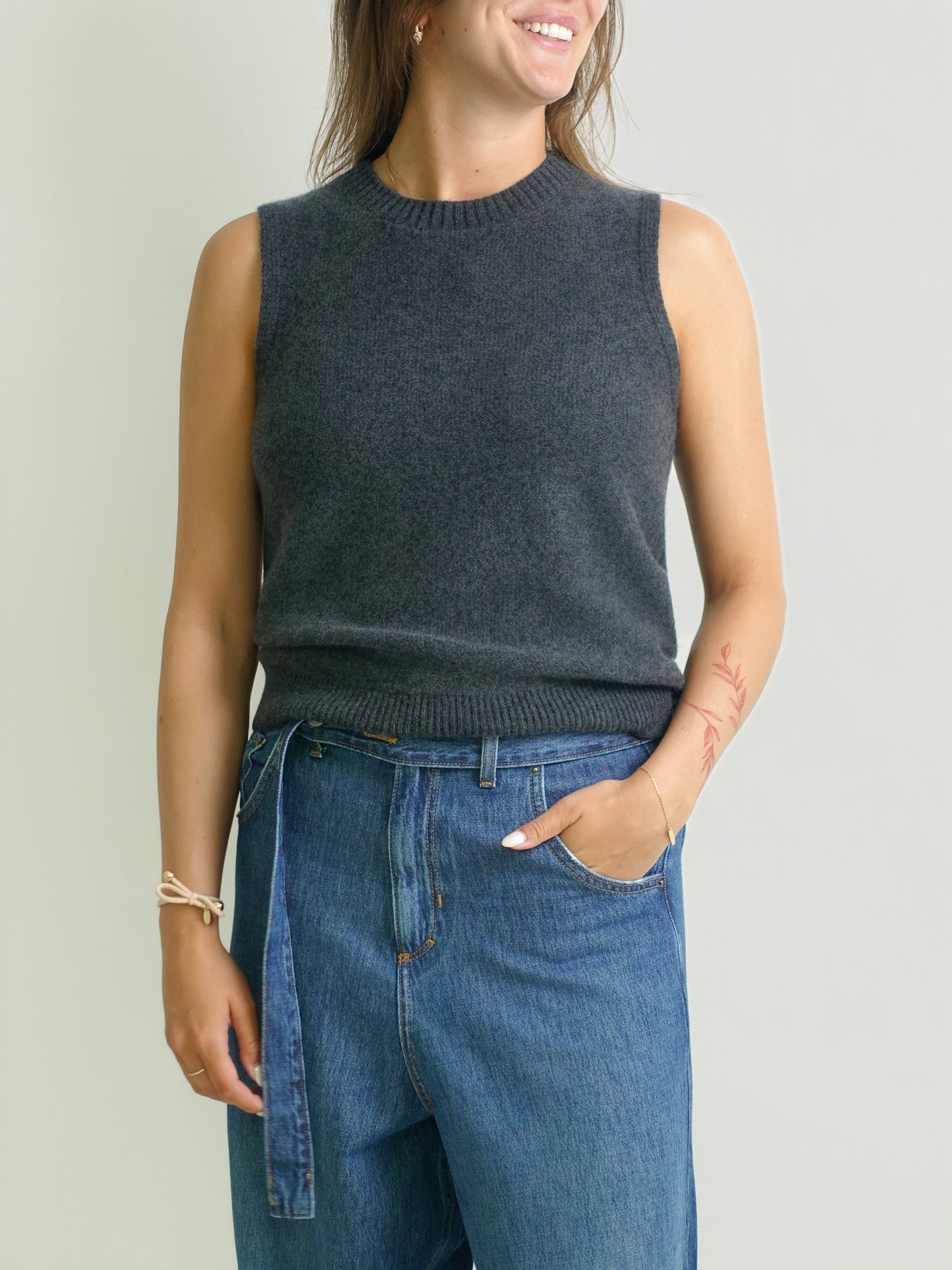 CREW NECK VEST GREY MELANGE