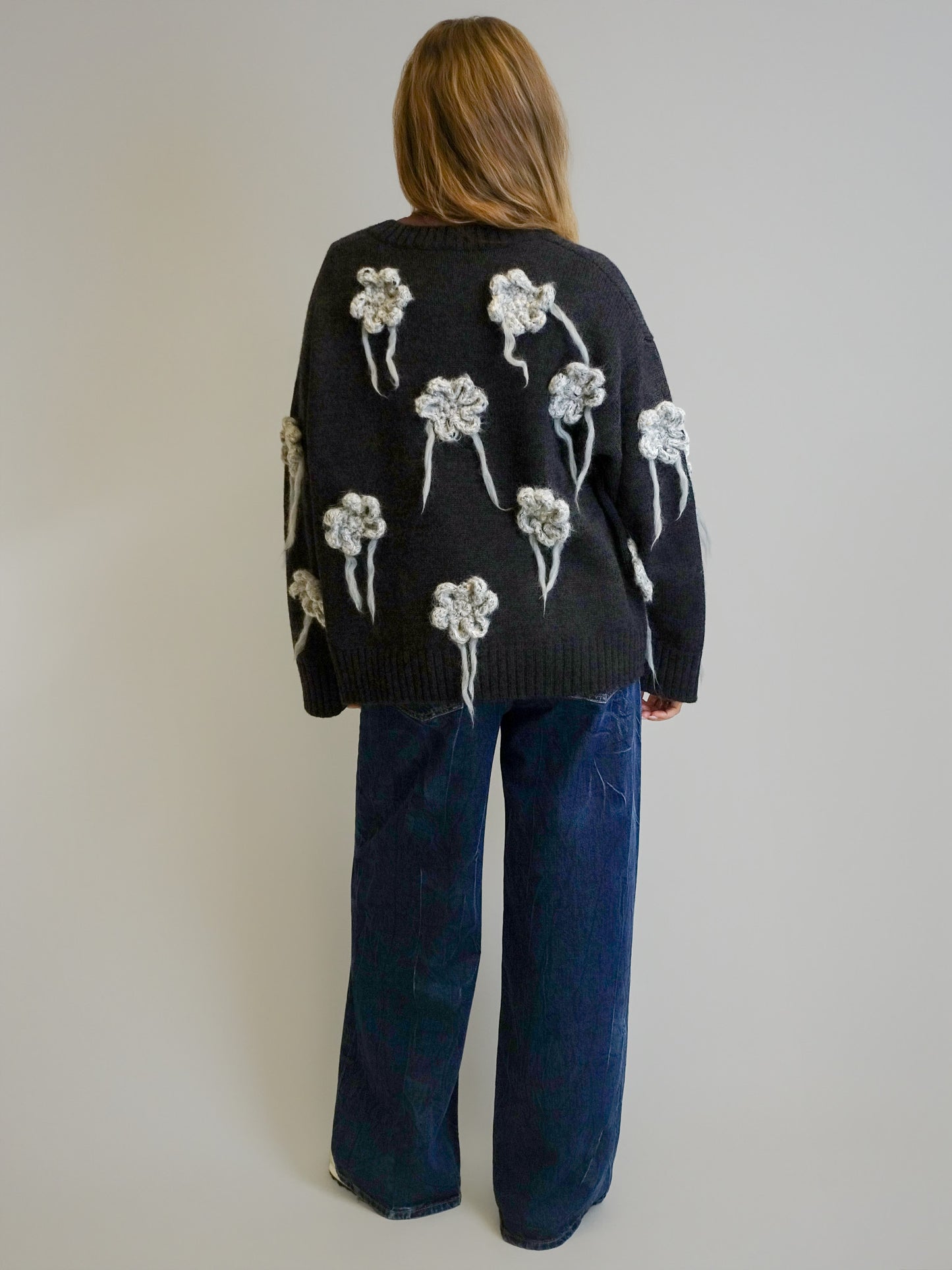 FLOWER CROCHET SWEATER PHANTOM