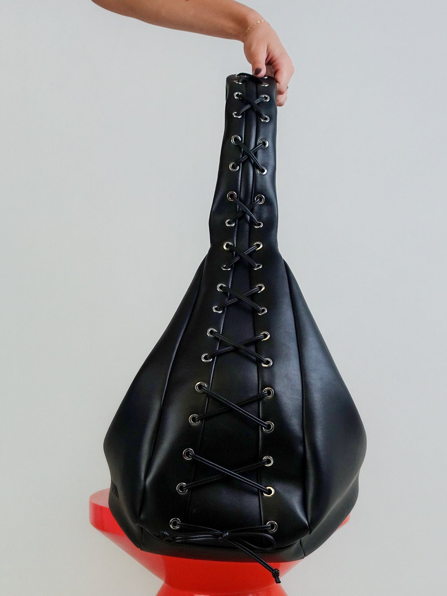 GANNI BOU BAG HOBO XXL BLACK