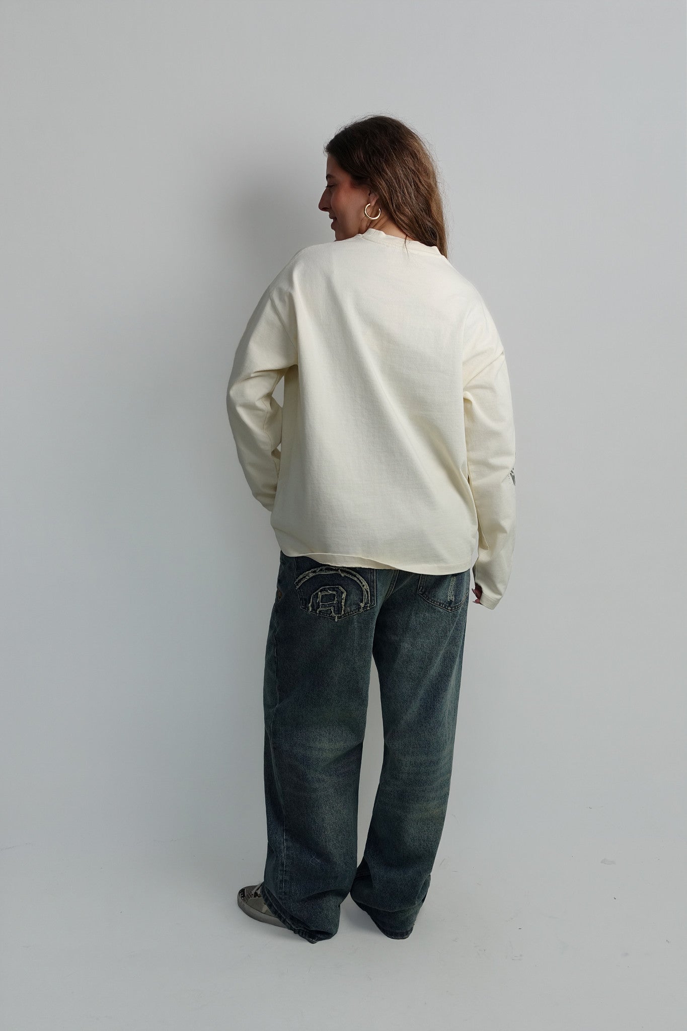 BROKEN PIECES LONGSLEEVE CREME