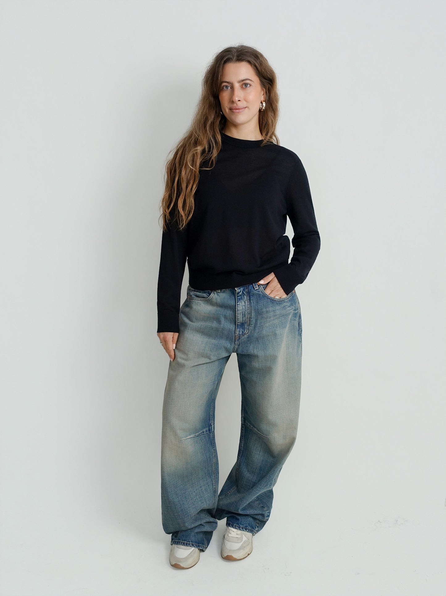 DITTO FINE CREWNECK SWEATER BLACK