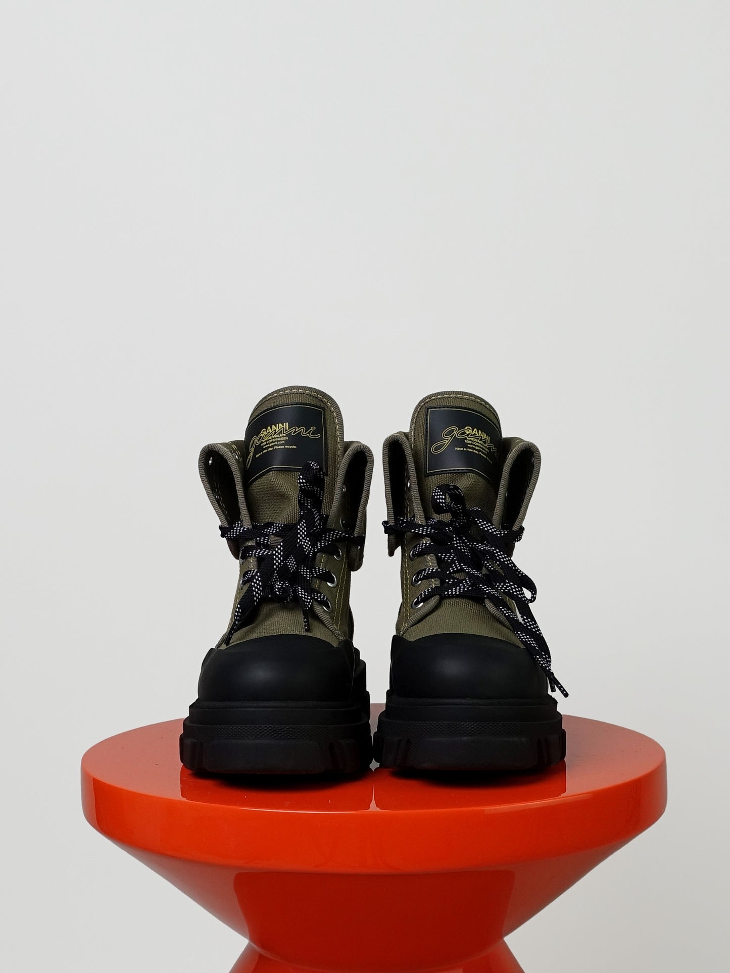 CLEATED CANVAS TRAIL MILITARY OLIVE