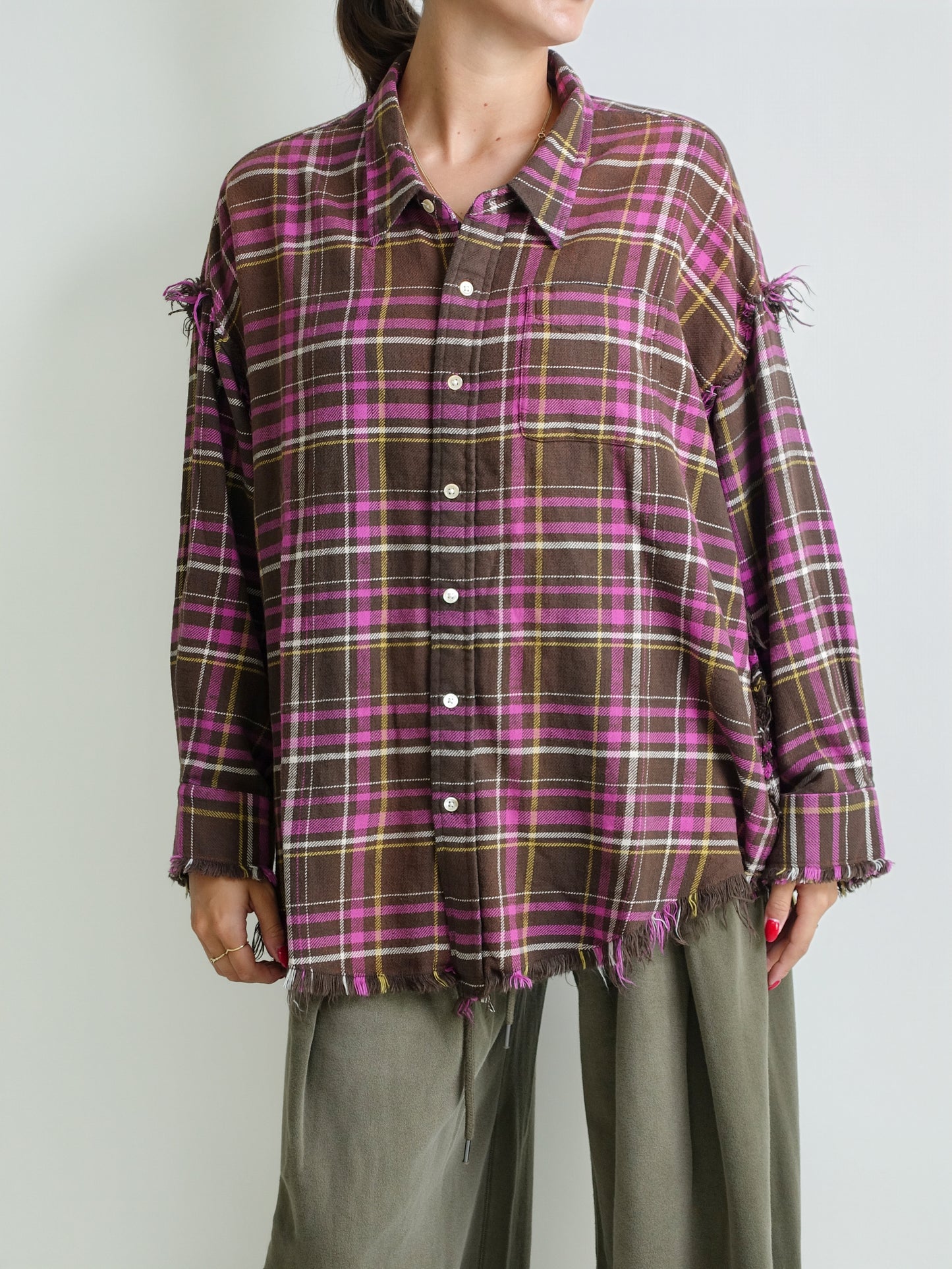 SHREDDED SEAM DROP NECK SHIRT BROWN PINK PLAID
