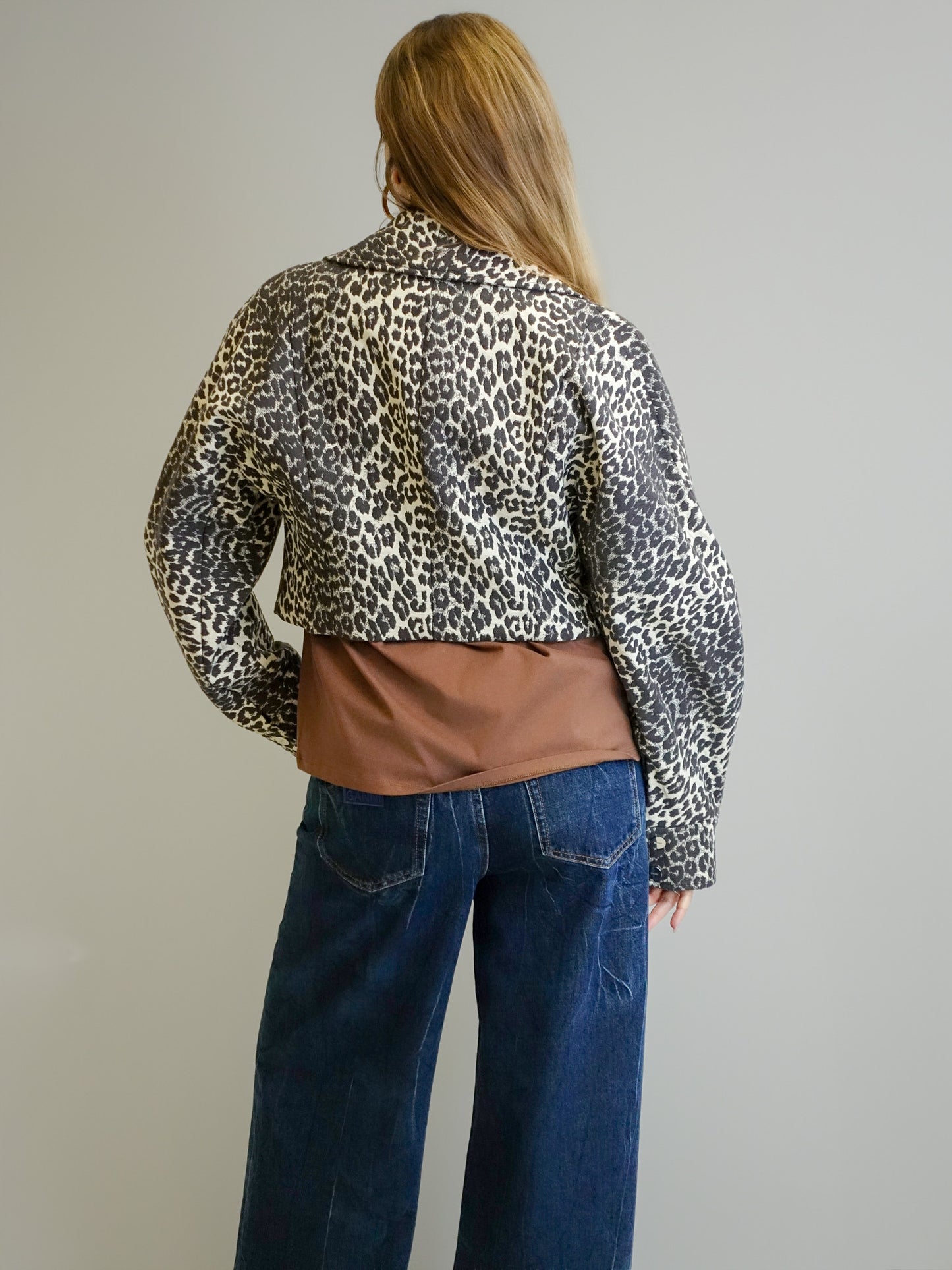 COTTON TWEED CURVE SLEEVE SHORT JACKET LEOPARD