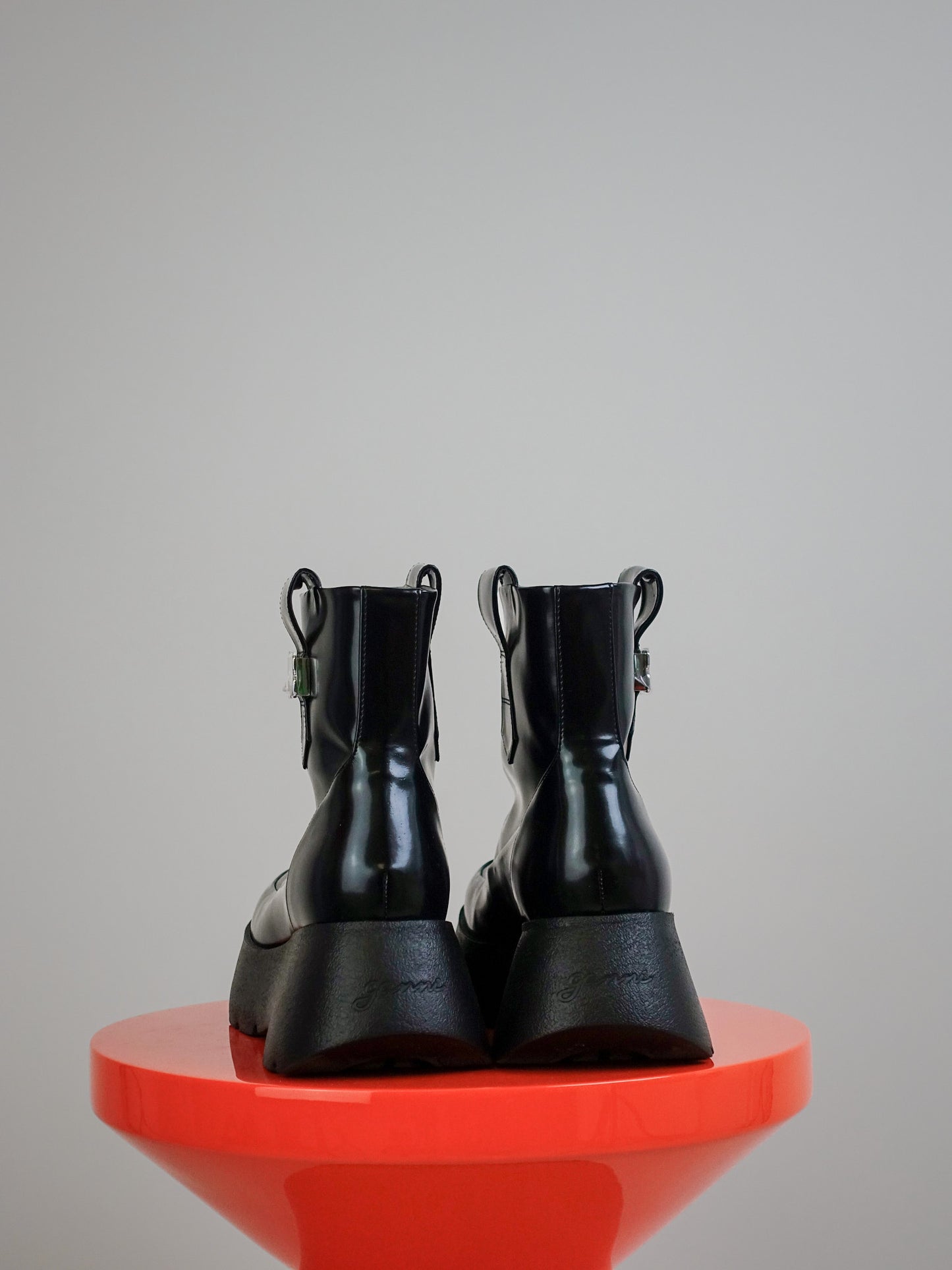 KAT LOW BOOT BOX OLEATEX BLACK