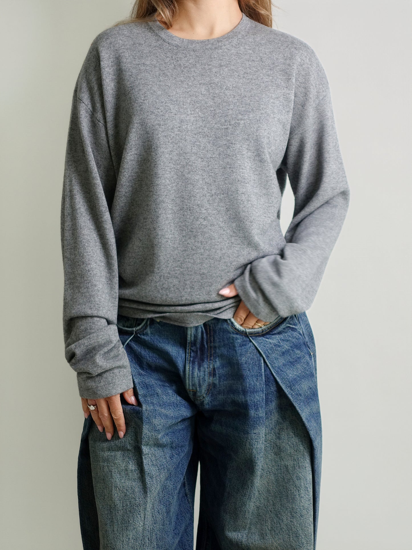 LONGSLEEVE TSHIRT WOOL CASHMERE MID GREY