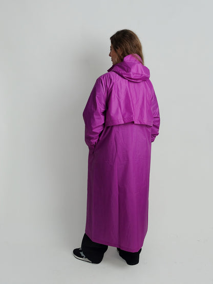 The New Raincoat Echo