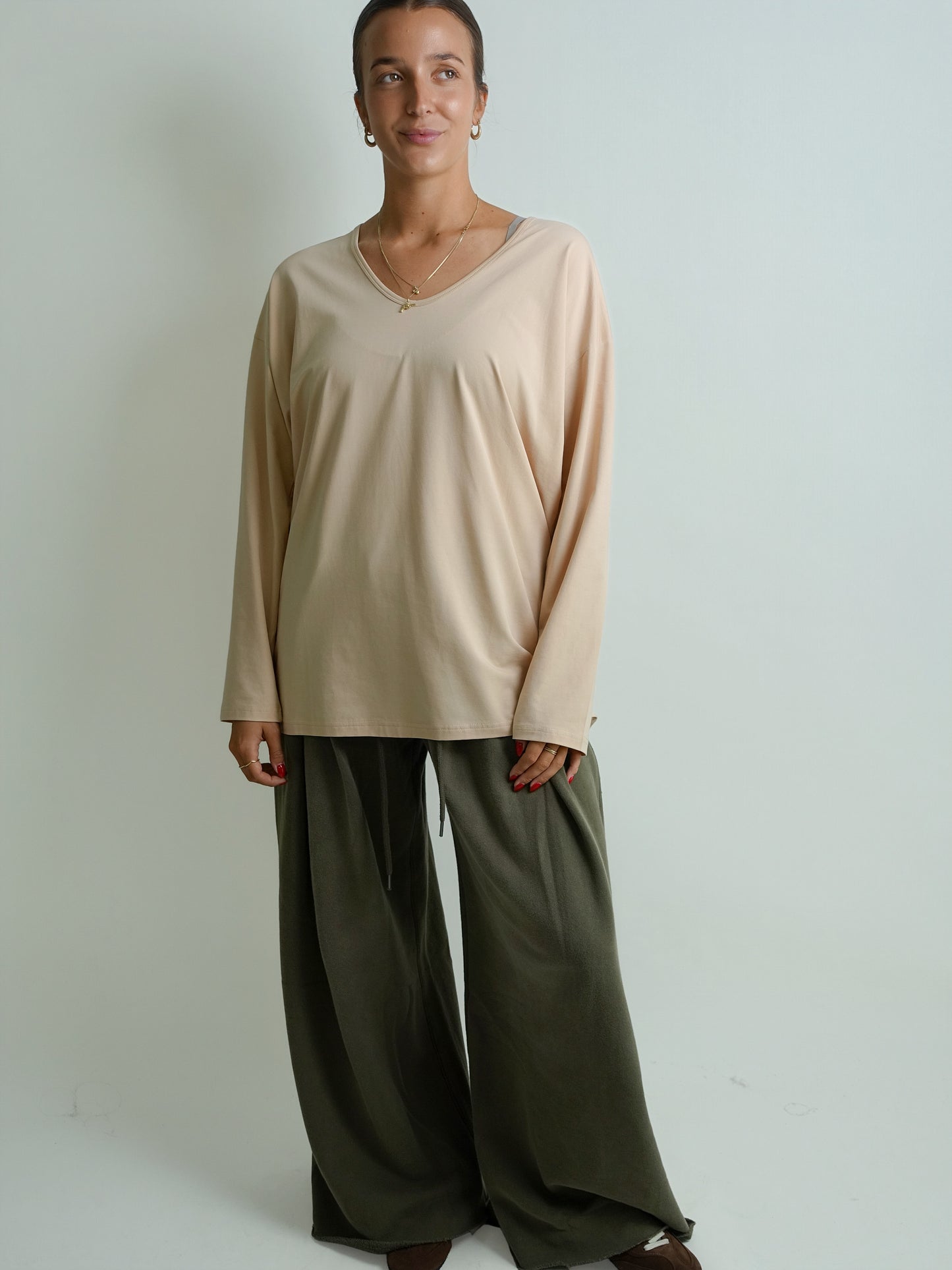 BOY V NECK SALMON JERSEY