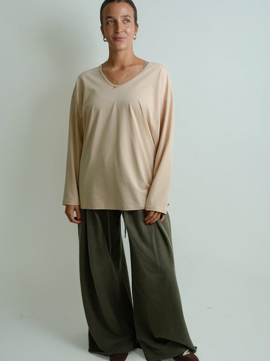 BOY V NECK SALMON JERSEY