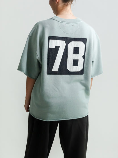 JOURNEY UNISEX GARMENT DYED S/S SWEATSHIRT COTTON FLEECE WITH PATCH ICEBERG GREEN