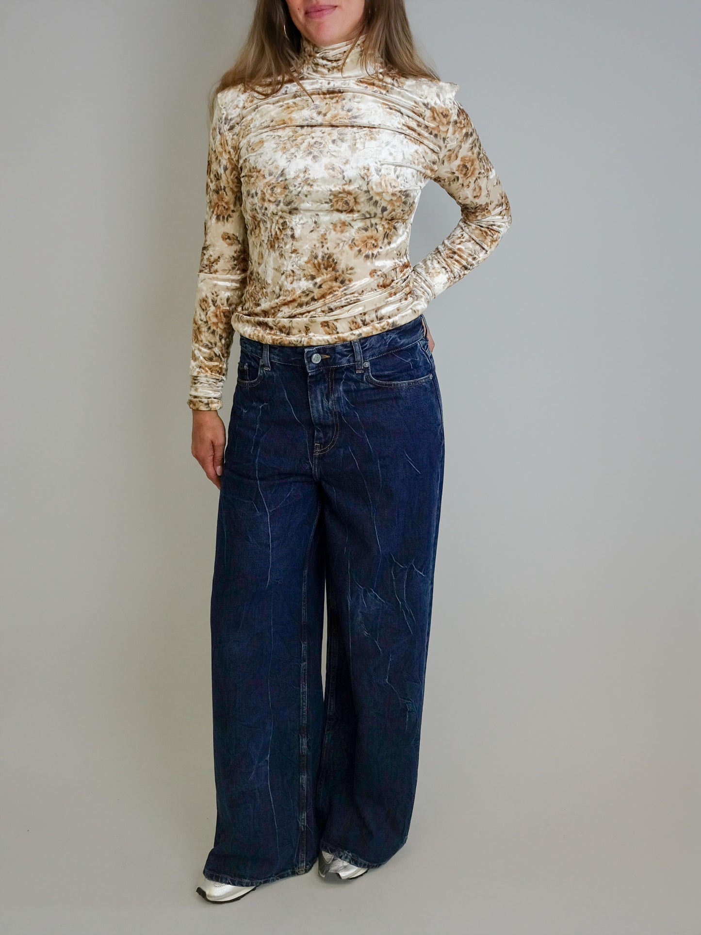 PRINTED VELOUR JERSEY TURTLENECK CLOUD CREAM