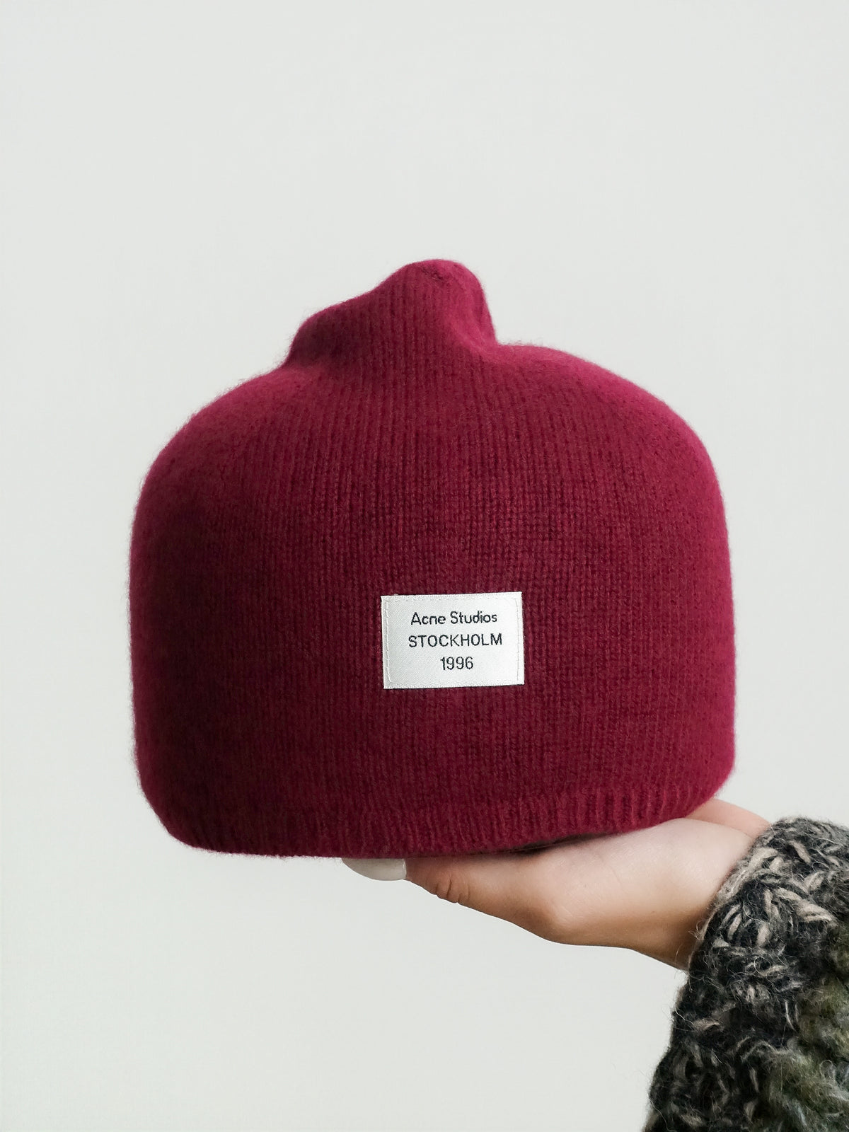 HAT DARK RED