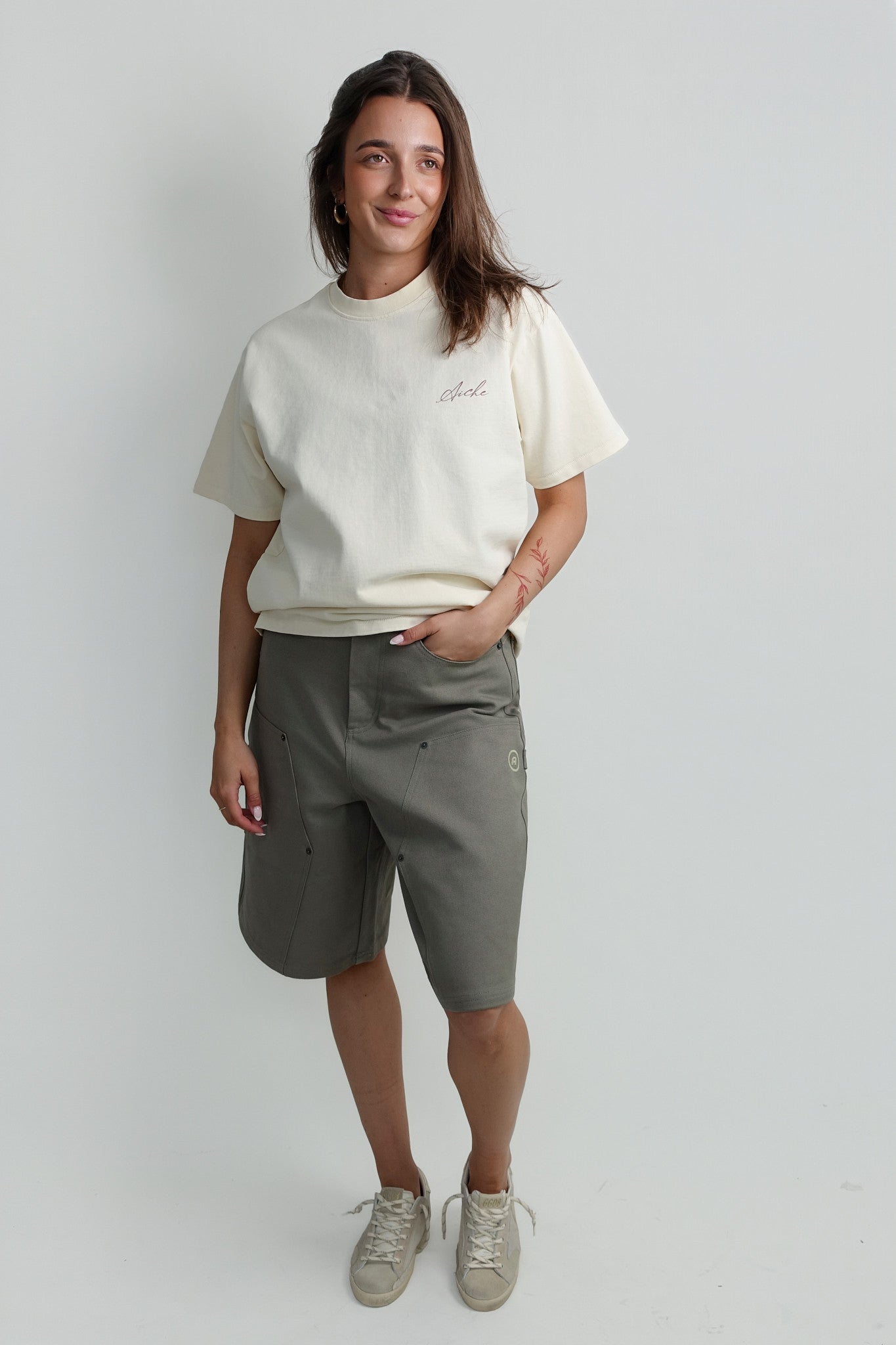 A LOGO CARPENTER SHORTS WASHED ARMY