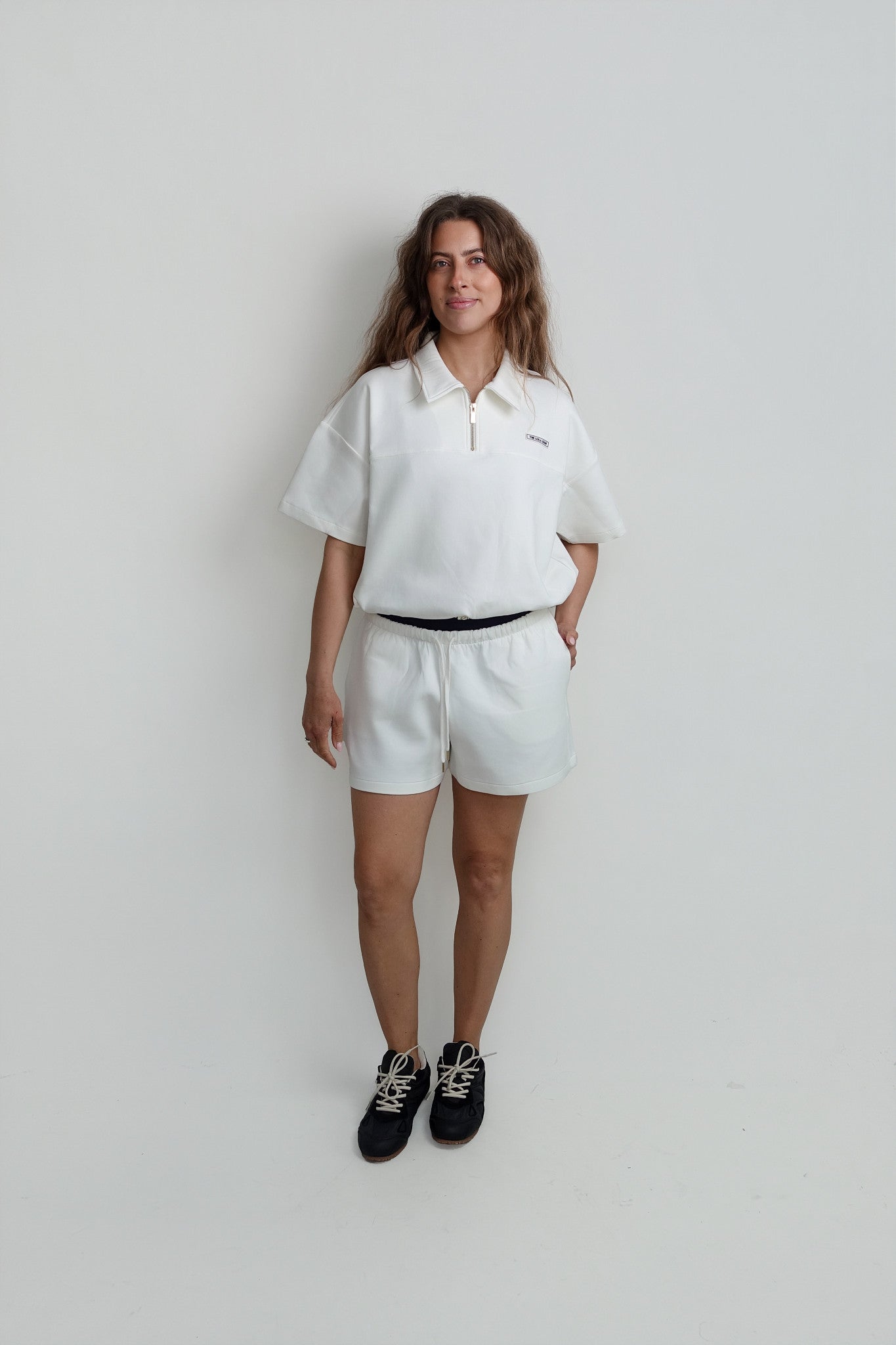 THE LOLA CLUB MILLIE SHORT WHITE