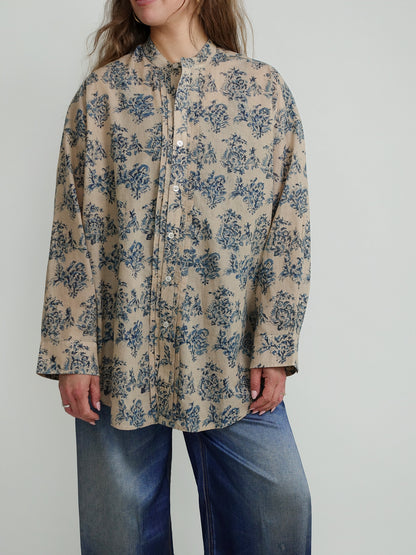 PLEATED FRONT SHIRT BLUE WITH WHITE FLORAL