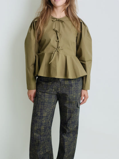 COMPACT POPLIN LONG SLEEVE PEPLUM BLOUSE MILITARY OLIVE