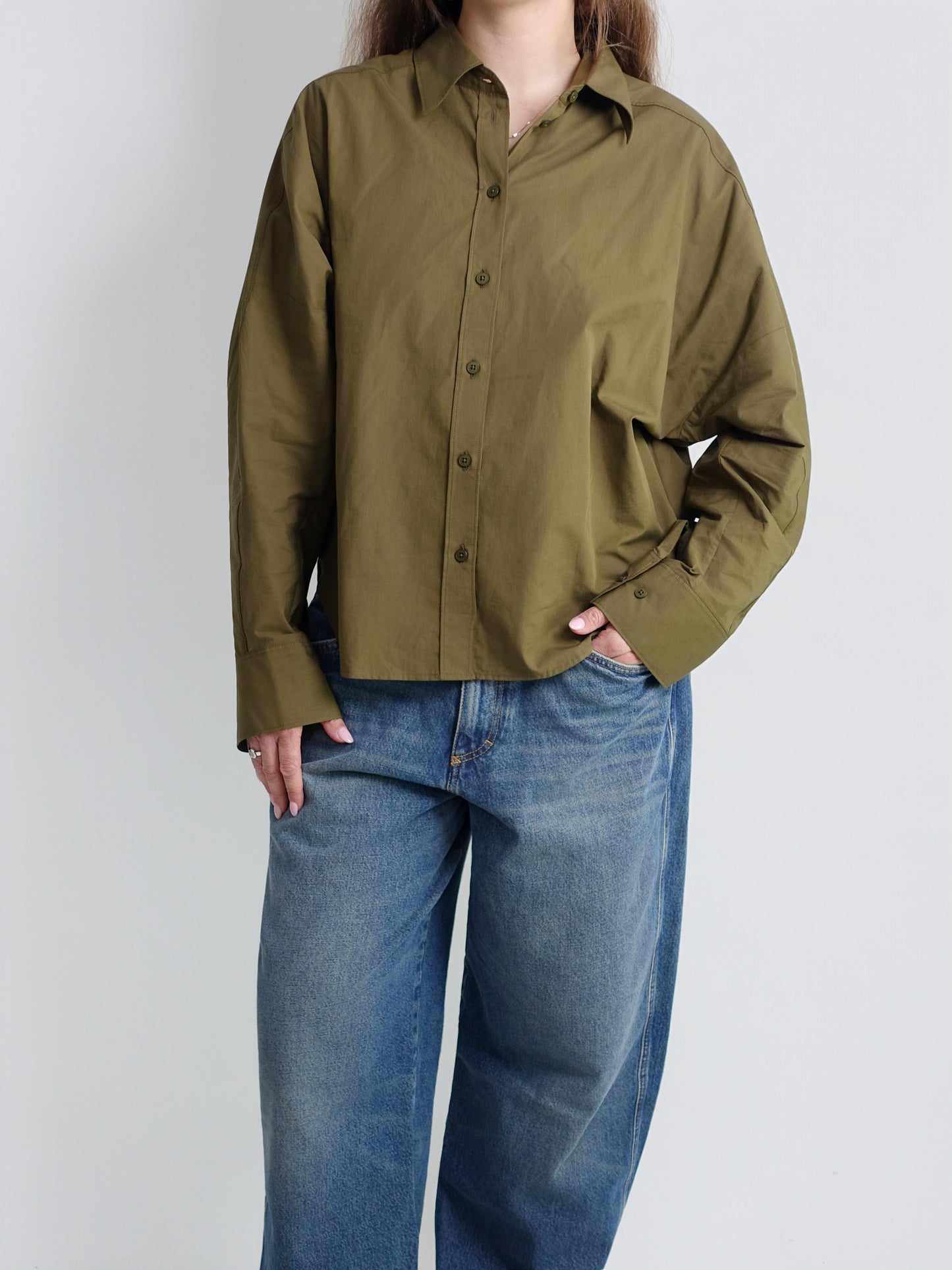 GATHERED SHIRT DEEP OLIVE