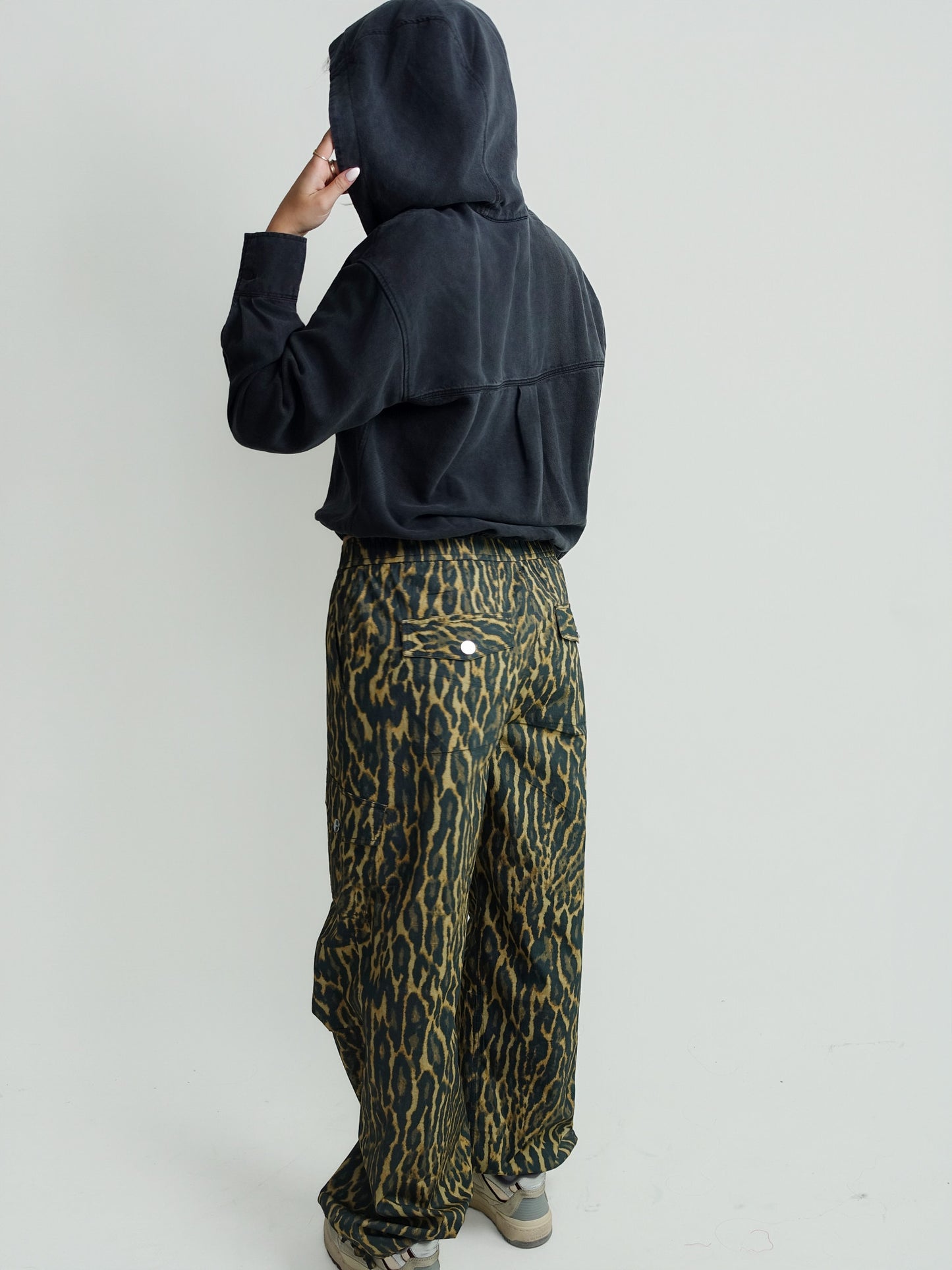 SHIRT WITH HOOD BLACK