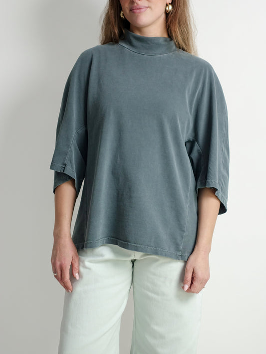 TIRIA GARMENT DYED TURTLENECK T-SHIRT DARK PETROL