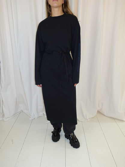 T-SHIRT BLACK/BLUE DRESS