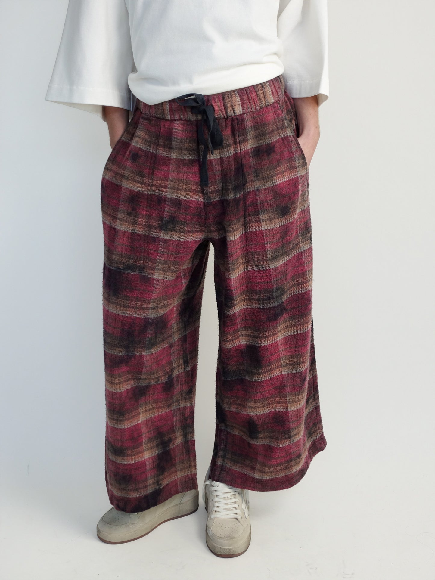CROPPED WIDE LEG UTILITY PANT PURPLE PLAID