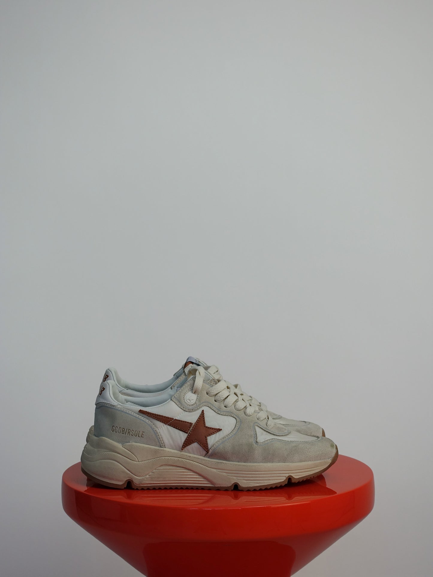 RUNNING SOLE WHITE/BEIGE/BROWN