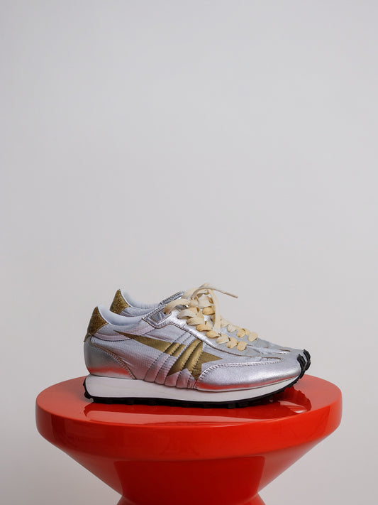 RUNNING MARATHON SILVER/GOLD