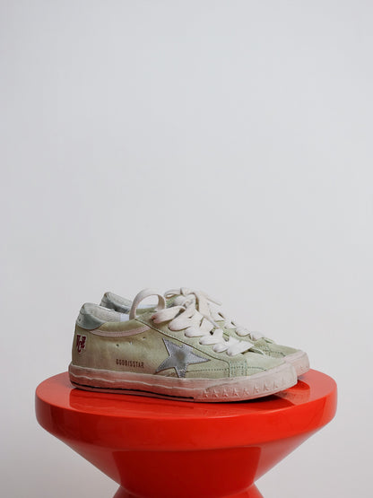 SUPER-STAR WITH LIST DESTROYED FOXING SUEDE UPPER AND TOE LAMINATED STAR AND HEEL NILE GREEN/SILVER