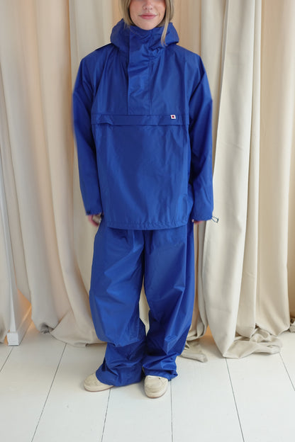 THE NEW RAIN JACKET SAILOR