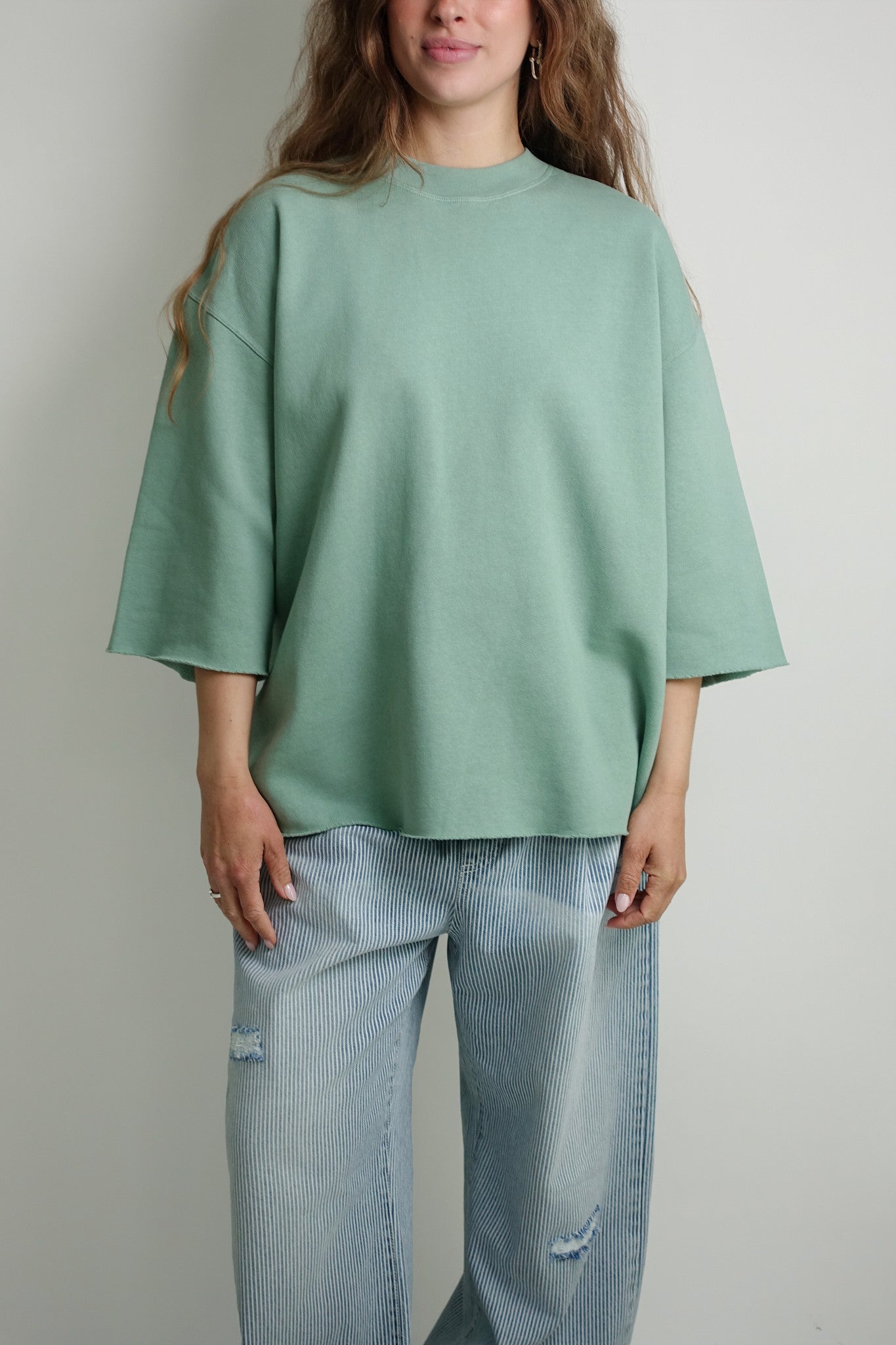 TONY SWEATER TEE SAGE GREEN
